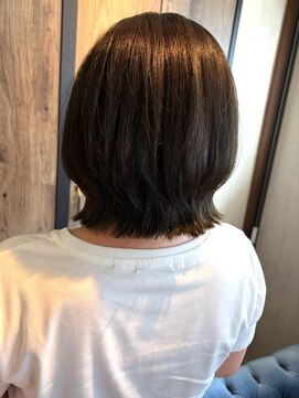 ナフィ バイ エイム 町田店(Nafie by eim) 大人可愛い♪ふんわりくびれ外ハネボブ/フェイスレイヤー/ツヤ感