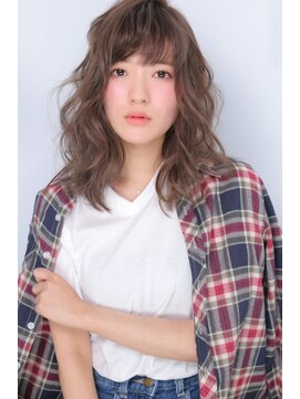 トリコ心斎橋(trico) 飾り過ぎないエフォートレスウェービー鎖骨ミディ