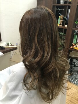カナオア ヘアーデザイン(kanaoa hair design) グレージュ系ダブルカラー
