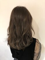 パティオンツー(PATIONN2)&nbsp;マットアッシュカラーで透明感のあるセミロングスタイル☆USHI