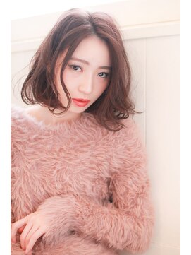 バーグ ドゥ(Bague deux) 華やかウェーブ