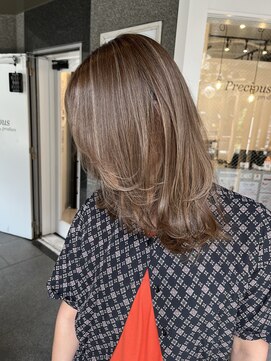 ハクア(HAKUA) 白髪ぼかし