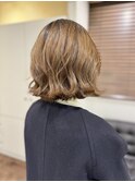 くせを活かしたヘルシーで柔らかな大人ボブ