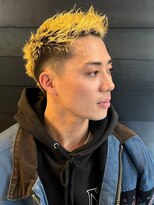 ディスイズバーバーセカンド(THIS IS BARBER 2nd)&nbsp;ツイスパ　刈り上げショート　ツートンカラー　イエロー