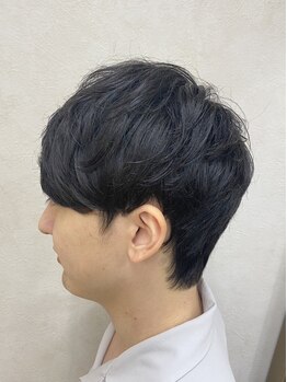 プリューム(PLUME)の写真/メンズからも多数支持◎スパイラルパーマやツイストパーマなどメンズの最新トレンドもお任せ！垢抜けヘアに