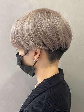 エルマーク 心斎橋(L-MARK) マッシュブリーチハイトーンハイライトスパイラルツーブロック