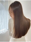 美髪ストレートロング×イメチェンミルクティーカラー