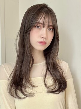 ローネス ギンザ(LONESS ginza) レイヤーカット×色素薄めカラーでふわっと柔らかい質感ヘア