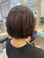 アッシュ 仙川店(Ash)&nbsp;40代50代60代ナチュラル縮毛矯正ショートボブひし形ショート