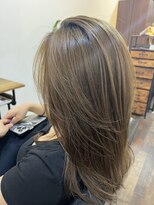 ハイナ(Hi...na)&nbsp;縮毛矯正レイヤー