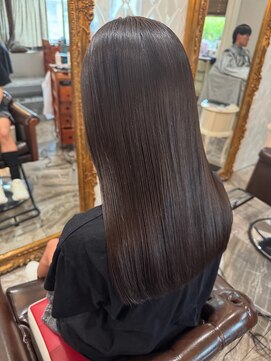 ヘアーアトリエ ラフェル(hair atelier Rafel) 艶髪/ストレート