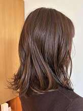 ヘアーウニール(Hair Unir) ダスティーグレージュ ミディアムレングス