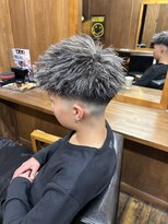ラフ バイ マグ 南松本(R.A.F. by Mag)&nbsp;大人ツイスパ×ホワイトメッシュフェード◎無造作