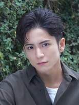 テン 心斎橋(tenn.)&nbsp;アクティブショートフェザーパーマルーズショートセンターパート