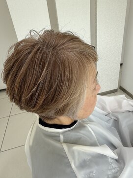 エージレスヘア ディアウ(ageless hair De au) グラデーションボブ