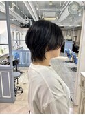 ハンサムショートウルフレイヤー黒髪20代30代人気ヘア