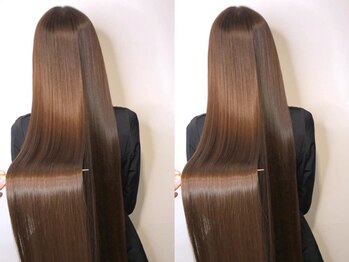 シシ 新宿(She 2.)の写真/髪質改善特化サロンで髪のお悩みを解決し、憧れの艶髪ロングへ☆扱いやすく艶と潤い溢れる理想の髪に♪