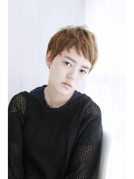 フォーハウス プラスエヌ(FOURHAUS +n) 20代30代40代 新しい私・リラックスショート【草津】#266