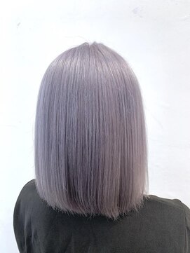 ココ 本八幡(KOKO) 黒髪クラゲヘアーオリーブグレー小顔ココアベージュ丸型卵型ボブ