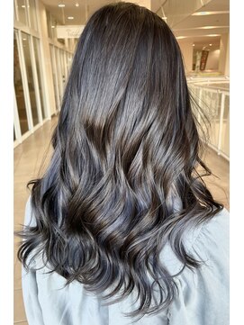 パリスボード(Paris bord) Parisのツヤ髪インナーカラーアッシュ