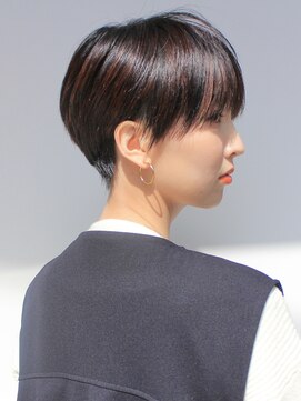 ロビー 表参道(ROBBY) 大人ショートレイヤー／イメチェン／30代40代50代