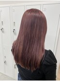 ピンクベージュ