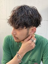 《*ツヤのある無造作な質感が人気*》メンズパーマ特化サロンだから作れるツイストスパイラルパーマ[メンズ]