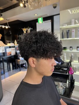 アイズ 海老名(AIZU) 波巻きスパイラルパーマ 波巻きパーマ スパイラルパーマ