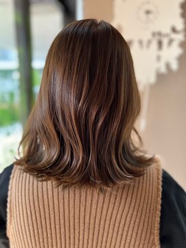 ルーブル(LOUVRE) 【Hitomi】ナチュラルくびれヘア