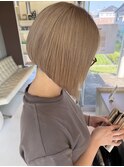 前下がりボブ