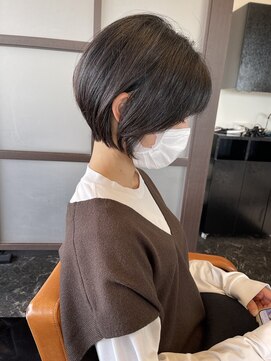 フル(FuLL) 丸みショート