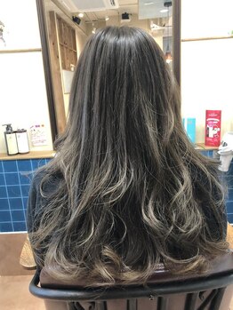 プルラヴィ サンク店(Pulravi)の写真/《伊勢松本駅 徒歩1分☆》超お得な髪質改善コースやおまかせ変身コースで新しい自分に出会える◇