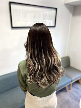 フツーロ 栄(FUTURO) #プルエクステ#プルシールエクステ#エクステ#髪質改善#栄#名古屋