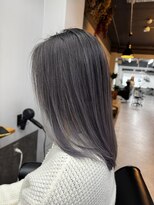 レブ 四条烏丸(Reb,)&nbsp;ダークグレー