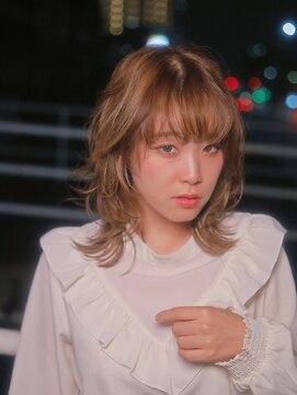 ベレッタ 楠葉店(veretta.) 外ハネミディ/ウェーブミディアム/顔周りレイヤー/透明感カラー