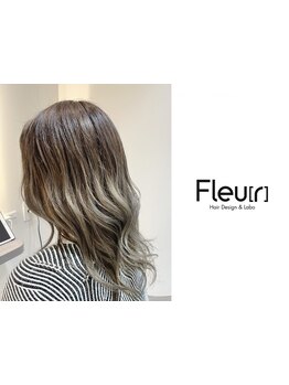 流行りのブリーチカラーから白髪ぼかしまで♪豊富なカラーメニューが勢揃い！貴方のなりたいを叶える♪