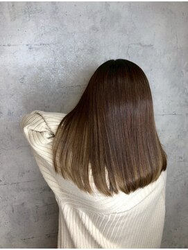 アフィナー(Afinar) 【横浜駅/横浜西口】 アッシュグレージュ