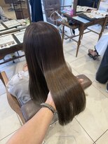 フォルテ ティアラ 横浜店(FORTE TIARA)&nbsp;極上の指通り！オリーブグレージュ×髪質改善美髪ストレート