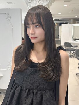 エアー 青山(AIR) 前髪ありレイヤーカットハッシュカット20代30代40代