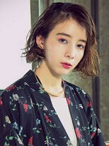 ブロック ジャポン(bloc japon) ボヘミアンな雰囲気にクールな女性らしさをプラス・質感ボブ