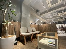 アース 大和店(HAIR&MAKE EARTH)