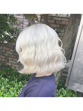 ミーナ バイ ワンズ 町田(mina by one's kyougoku) ホワイトカラー【町田・海老名・相模原・大和・本厚木】