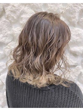 モアナ バイ ヘッドライト 駒沢大学店(Moana by HEADLIGHT) Moana駒沢大学#グラデーションカラー#アッシュベージュ