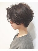 大人可愛いハンサムショート 前髪なしショート