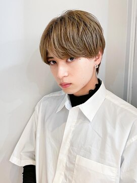 テトラ バイ ネオリーブ 横浜西口店(tetra by neolive) センターパート ハイトーンベージュカラー☆横浜