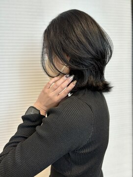 ゼン ネオ(Zen Neo) ハイライトから黒髪戻しへ♪伸ばし中ミディアムヘア