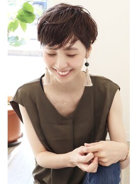 アイ(I.) 【 Ｉ. 】30代からの襟足すっきりショート　川口