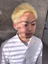 メンズサロン キング 梅田店(Men’s salon K!ng)&nbsp;波巻きツイストスパイラルパーマ/フェザーパーマ/眉毛/メンズ