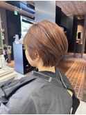ショートカット 白髪ぼかし 脱白髪染め
