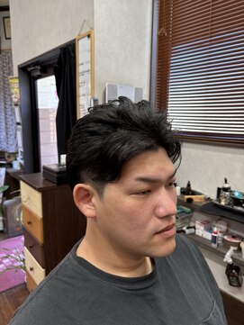 ウエダバーバーショップ(UEDA BARBERSHOP) ツーブロック
